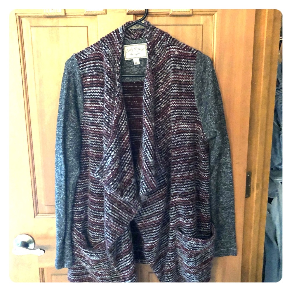 Black and red wool cardigan